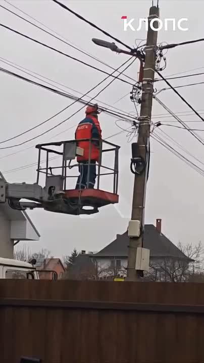В Калининграде и области отрезали интернет на улицах и в посёлках, куда сети протянули без ведома энергетиков