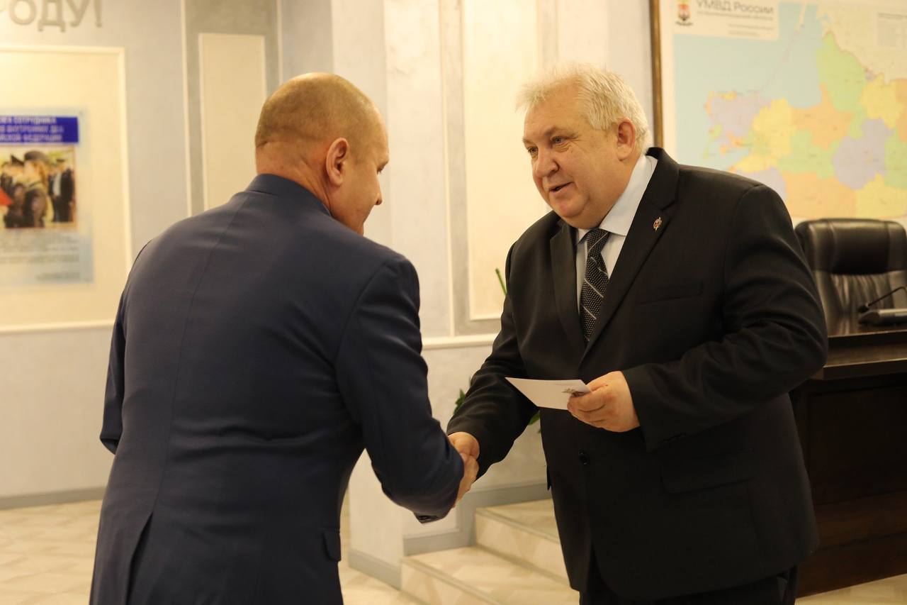 В УМВД России по Калининградской области чествовали сотрудников подразделений по контролю за оборотом наркотиков В УМВД России по Калининградской области чествовали сотрудников подразделений по контролю за оборотом наркотиков