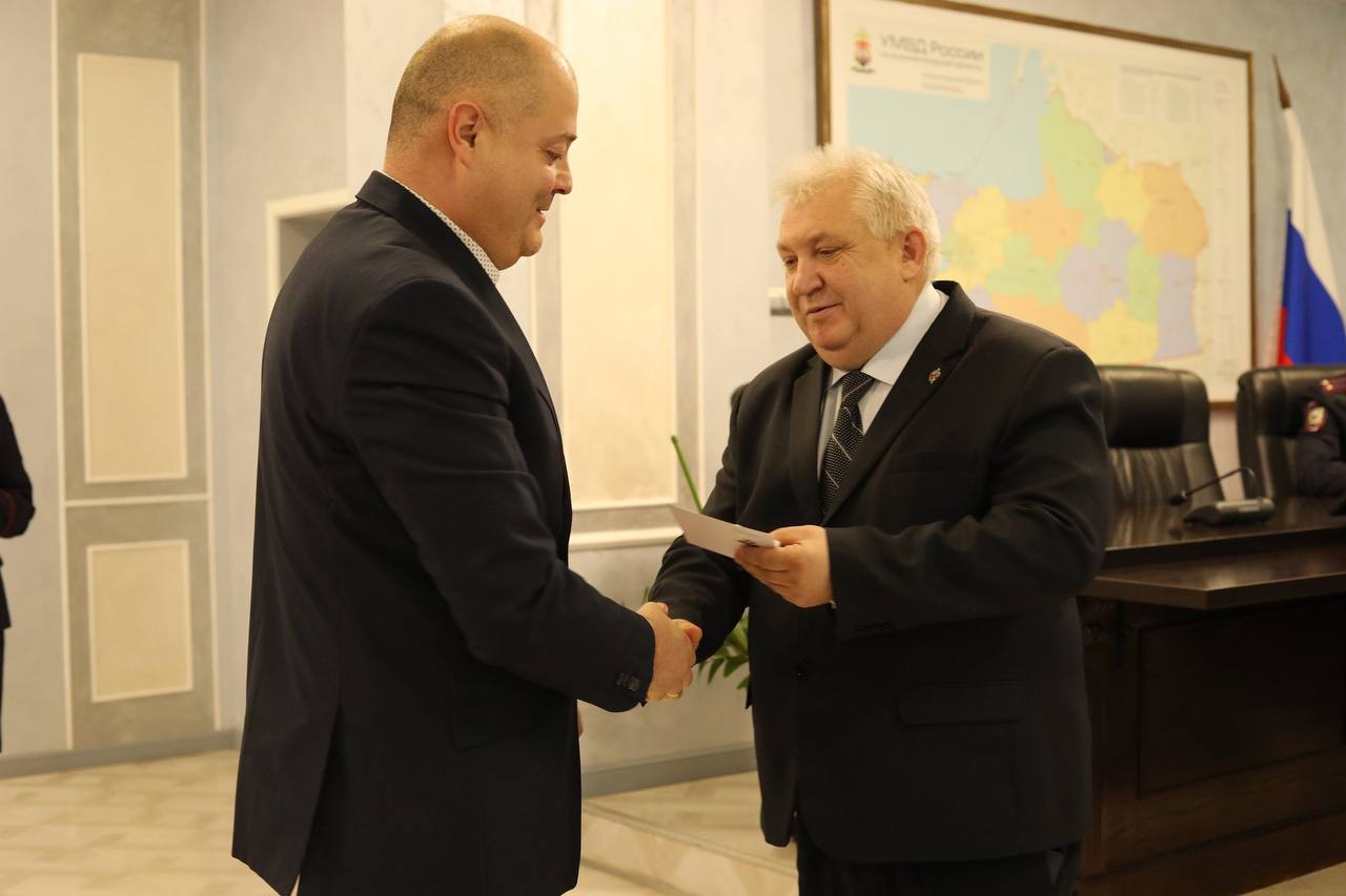 В УМВД России по Калининградской области чествовали сотрудников подразделений по контролю за оборотом наркотиков В УМВД России по Калининградской области чествовали сотрудников подразделений по контролю за оборотом наркотиков