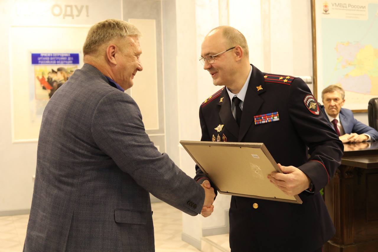 В УМВД России по Калининградской области чествовали сотрудников подразделений по контролю за оборотом наркотиков В УМВД России по Калининградской области чествовали сотрудников подразделений по контролю за оборотом наркотиков