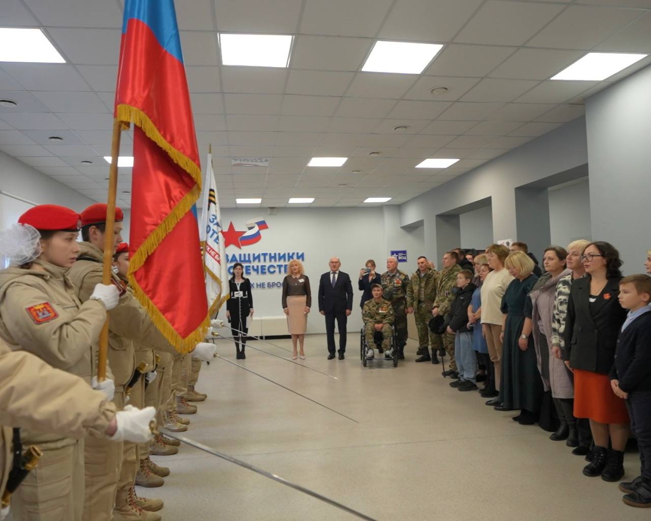 Ветерану СВО в Калининграде вручили внедорожник Ветерану СВО в Калининграде вручили внедорожник