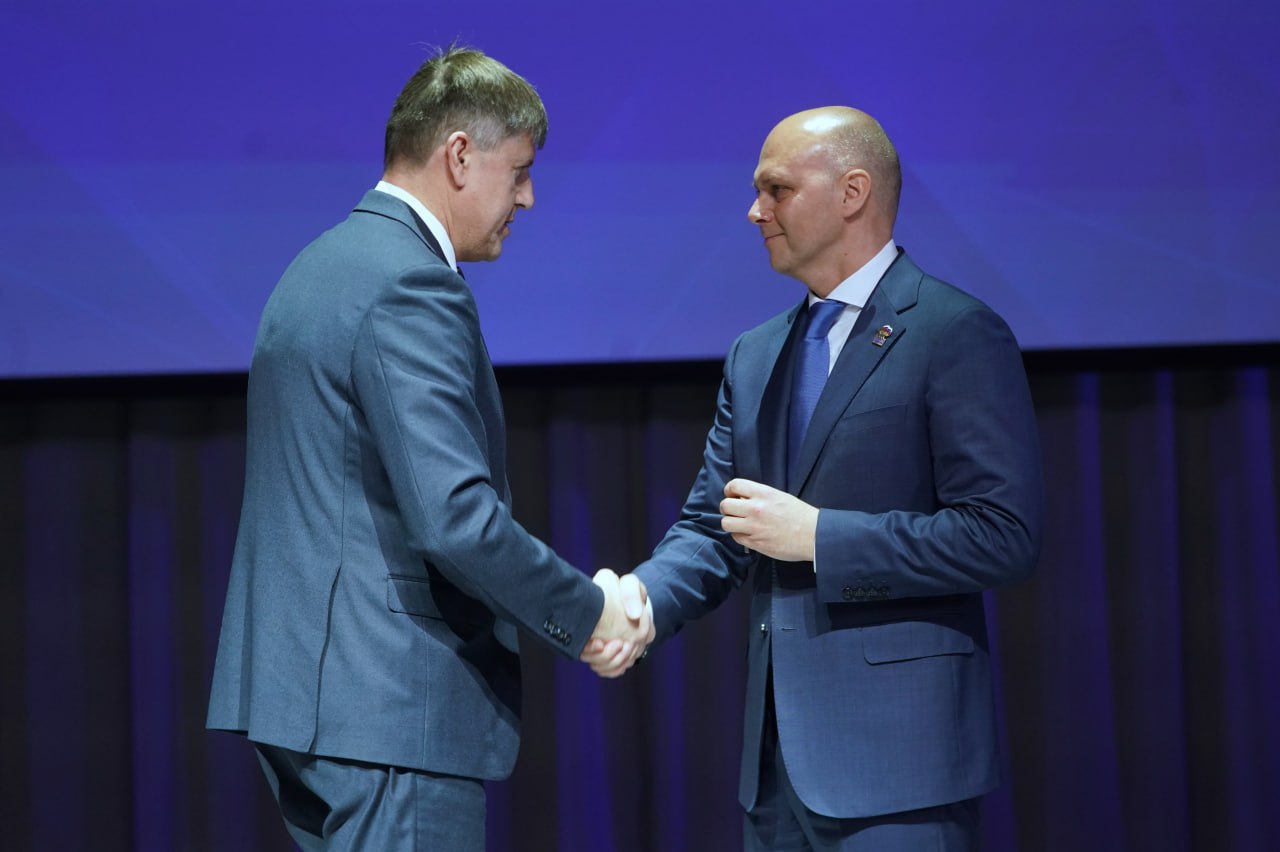 Беспрозванных келейно вручил орден Кропоткину Беспрозванных келейно вручил орден Кропоткину