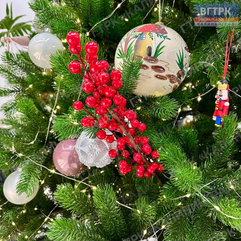 Новогодние игрушки-талисманы 2026