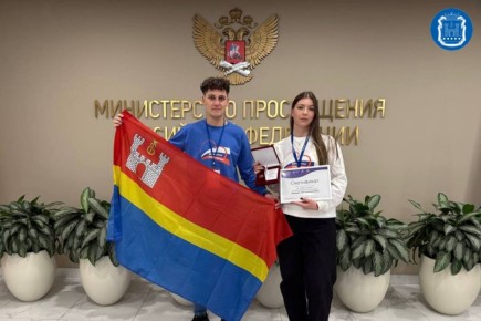 Вожатая лагеря имени А. Гайдара в Светлогорске Дарья Денисова вошла в число победителей конкурса «Лучший вожатый России»