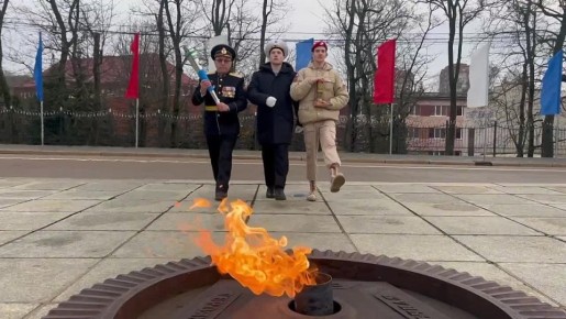 Пионерский готовится к зажжению Вечного огня