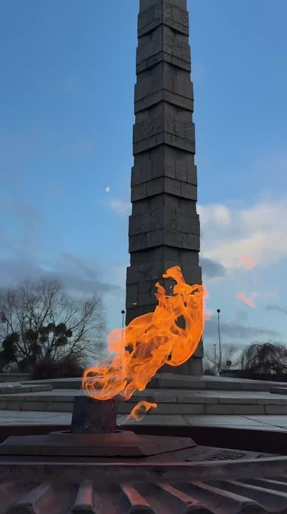 В Калининграде открыли Аллею Героев