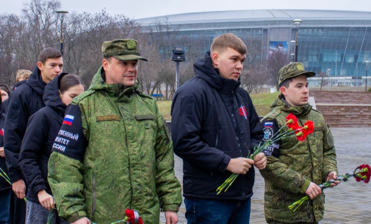 Военные следователи приняли участие в памятных мероприятиях, посвященных Дню Героев Отечества Военные следователи приняли участие в памятных мероприятиях, посвященных Дню Героев Отечества