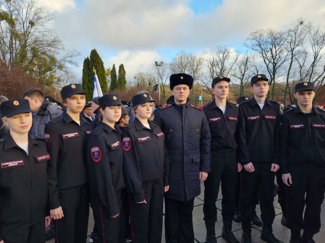 Военные следователи приняли участие в памятных мероприятиях, посвященных Дню Героев Отечества Военные следователи приняли участие в памятных мероприятиях, посвященных Дню Героев Отечества