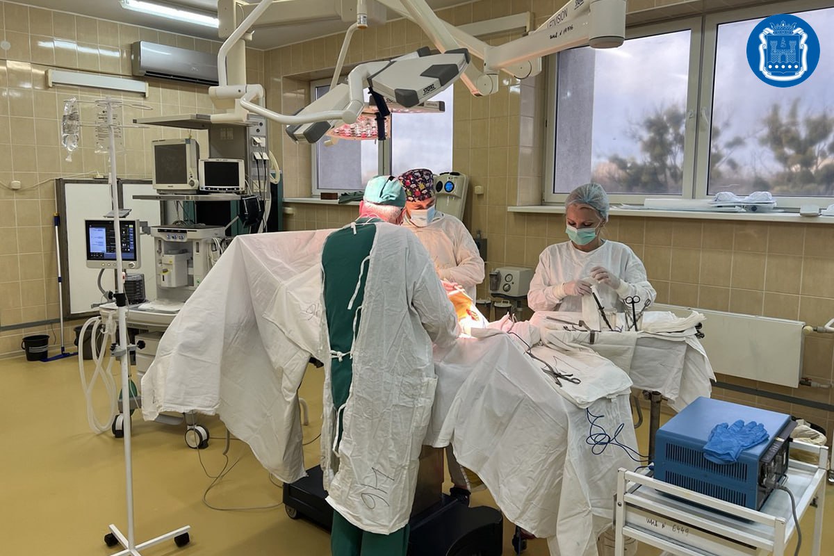 В Калининградской областной клинической больнице провели первую в регионе операцию по шунтированию при тромбозе воротной вены