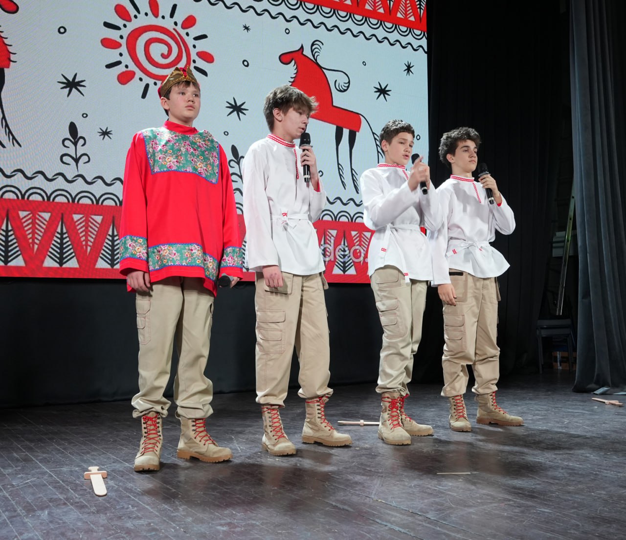 В Арт-резиденции «Дом молодежи» определились победители второго Областного конкурса агитбригад «Выбирай! Голосуй! Побеждай!» В Арт-резиденции «Дом молодежи» определились победители второго Областного конкурса агитбригад «Выбирай! Голосуй! Побеждай!»