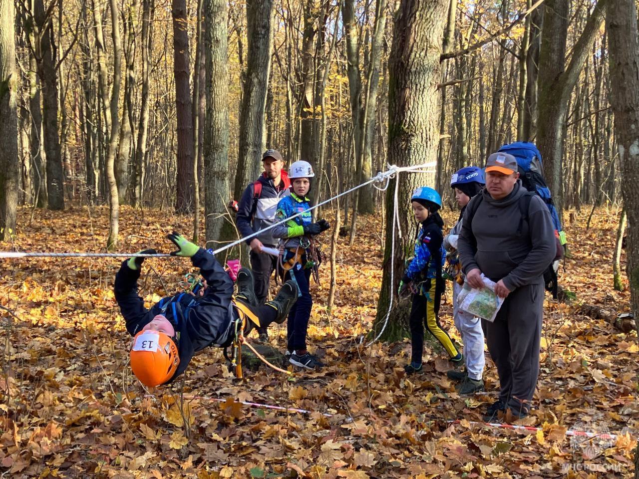 В Главном управлении МЧС России по Калининградской области наградили победителей туристического слёта «Школа безопасности» В Главном управлении МЧС России по Калининградской области наградили победителей туристического слёта «Школа безопасности»