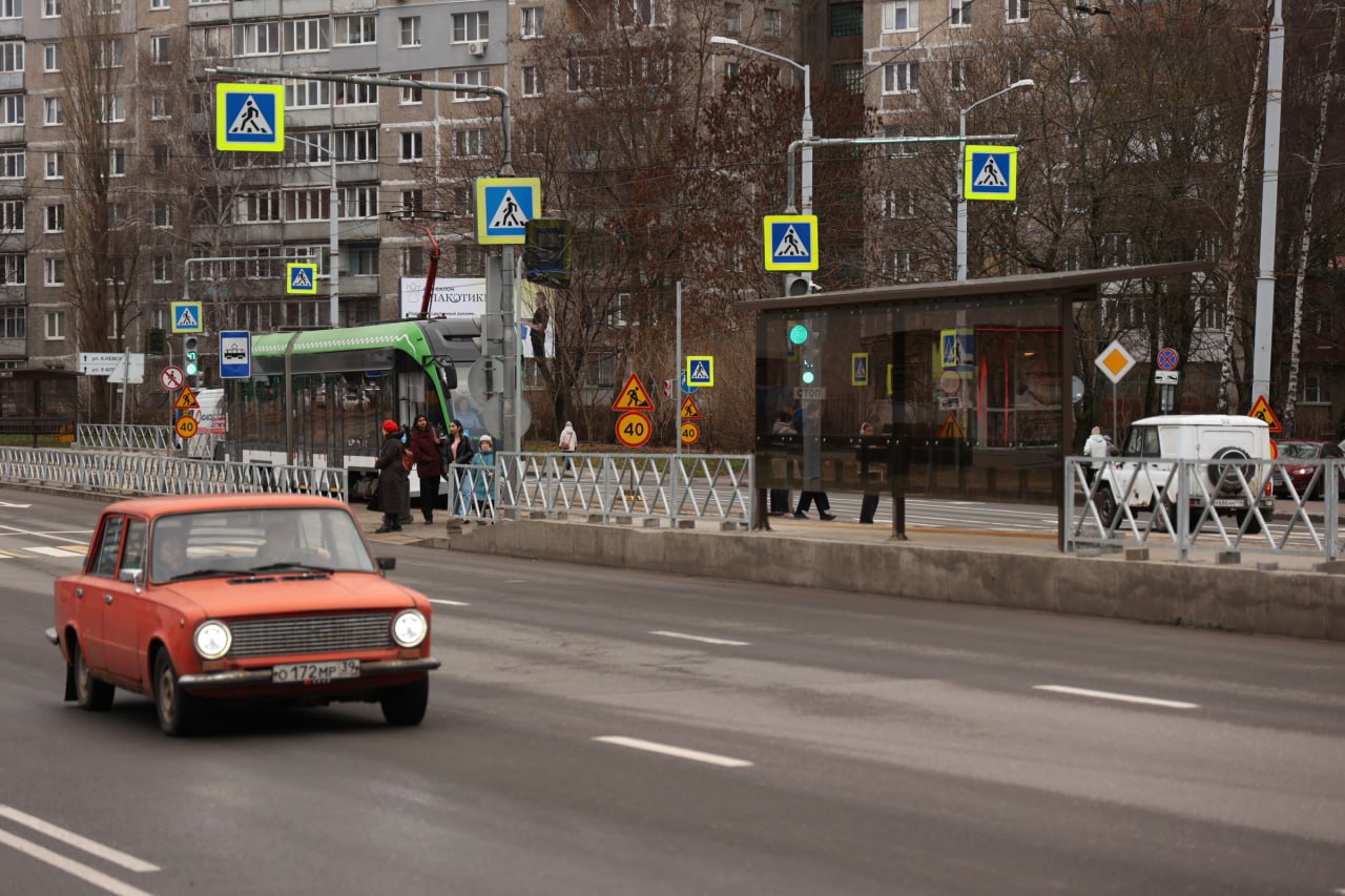 Когда в Калининграде откроют трамвайные остановки с высокими платформами Когда в Калининграде откроют трамвайные остановки с высокими платформами