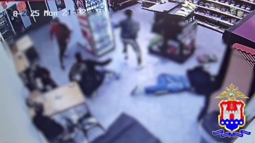 Двое жителей Калининграда предстанут перед судом за массовую драку в баре