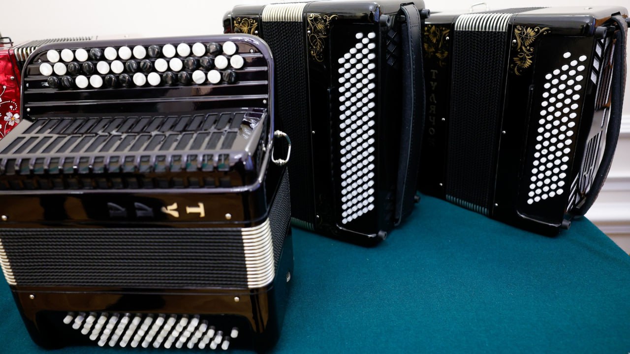 Рост производства российских музыкальных инструментов за 10 месяцев 2025 года составил +93,9% к аналогичному периоду прошлого года Рост производства российских музыкальных инструментов за 10 месяцев 2025 года составил +93,9% к аналогичному периоду прошлого года