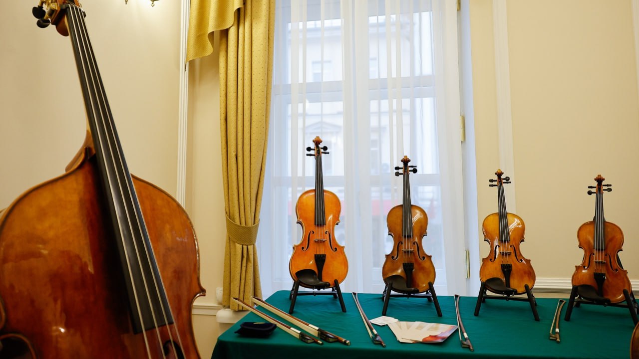 Рост производства российских музыкальных инструментов за 10 месяцев 2025 года составил +93,9% к аналогичному периоду прошлого года Рост производства российских музыкальных инструментов за 10 месяцев 2025 года составил +93,9% к аналогичному периоду прошлого года