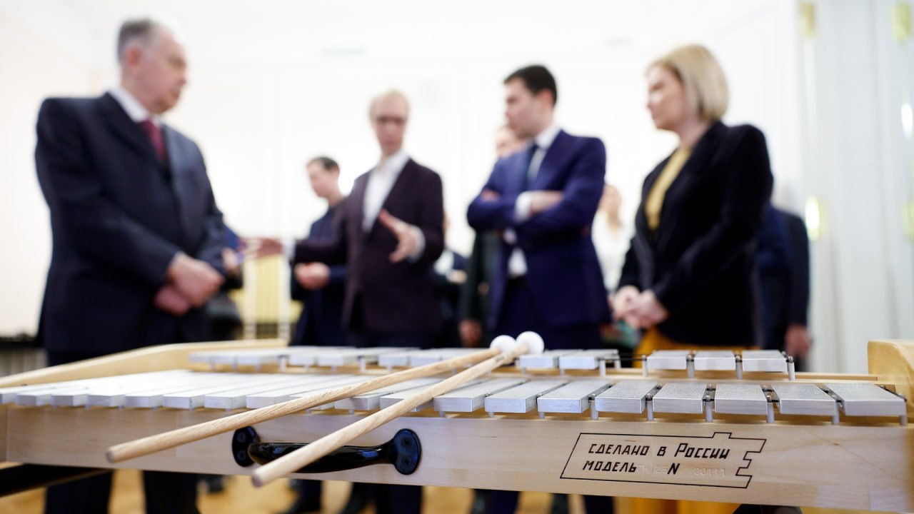 Рост производства российских музыкальных инструментов за 10 месяцев 2025 года составил +93,9% к аналогичному периоду прошлого года Рост производства российских музыкальных инструментов за 10 месяцев 2025 года составил +93,9% к аналогичному периоду прошлого года