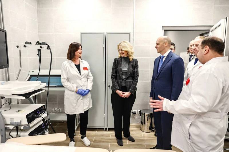 Беспрозванных назвал срок открытия поликлиники в Калининграде