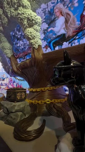 В Москве стартовала интерактивная выставка-путешествие «Книга сказок»