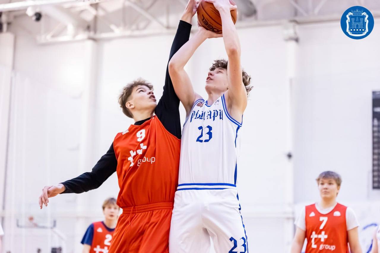 В регионе проходит новогодний баскетбольный фестиваль «Энергия в игре»