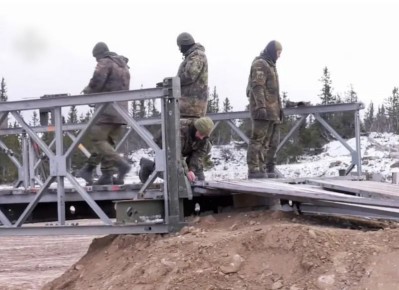 Немцы будут копать в Польше окопы у границы с Калининградской областью