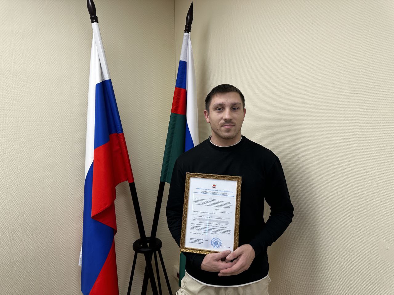 Военные следователи помогли участнику специальной военной операции получить сертификат на приобретение жилья Военные следователи помогли участнику специальной военной операции получить сертификат на приобретение жилья