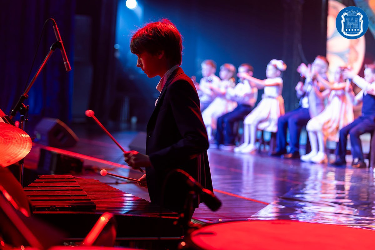 В светлогорском «Янтарь-Холле» прошла церемония награждения «Одарённые дети – надежда России!» В светлогорском «Янтарь-Холле» прошла церемония награждения «Одарённые дети – надежда России!»