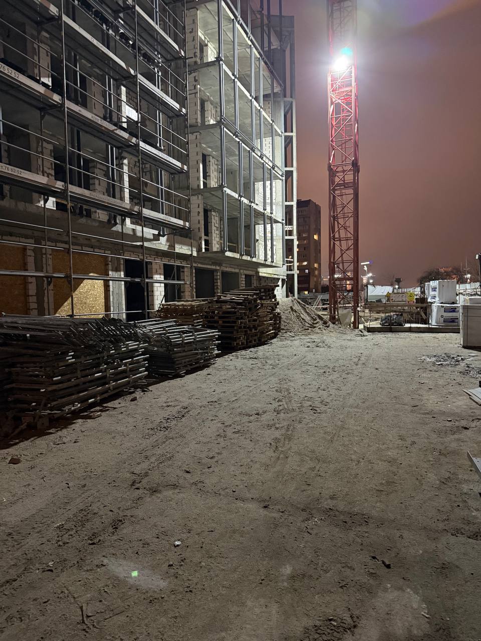 В Калининграде на стройке травмировался рабочий В Калининграде на стройке травмировался рабочий