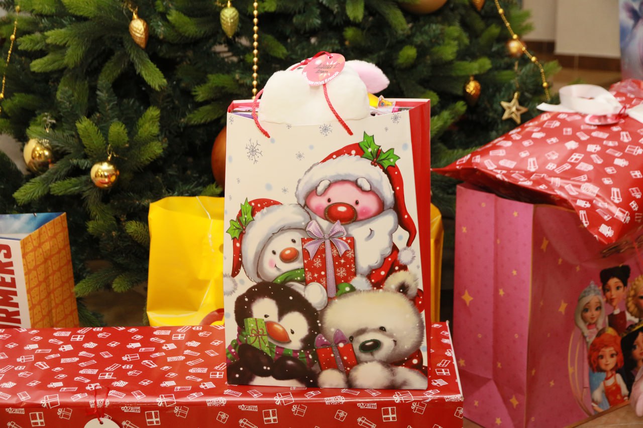 Калининградцы составили список самых желанных подарков на Новый год