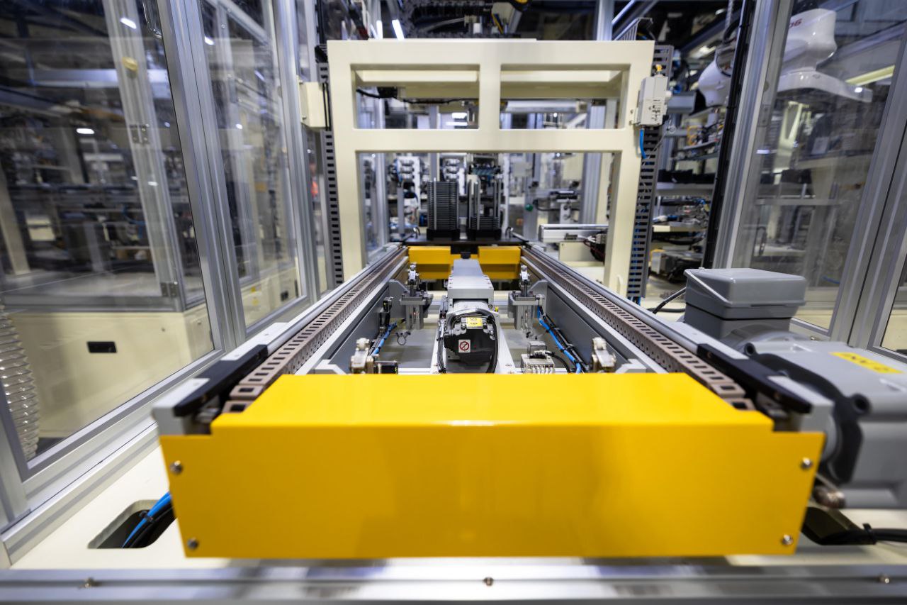 «Первая в стране»: как выглядит гигафабрика литийионных накопителей под Неманом «Первая в стране»: как выглядит гигафабрика литийионных накопителей под Неманом