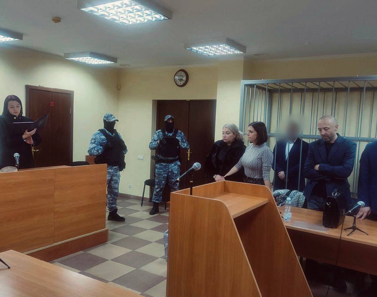 В Светлогорске вынесли приговор депутатам из Янтарного за избиение женщины