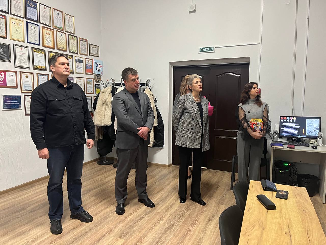 Председатель Избирательной комиссии Калининградской области Инесса Винярская, Исполнительный директор Российского фонда свободных выборов Максим Лесков и глава Зеленоградского муниципального округа Александр Китаев... Председатель Избирательной комиссии Калининградской области Инесса Винярская, Исполнительный директор Российского фонда свободных выборов Максим Лесков и глава Зеленоградского муниципального округа Александр Китаев...