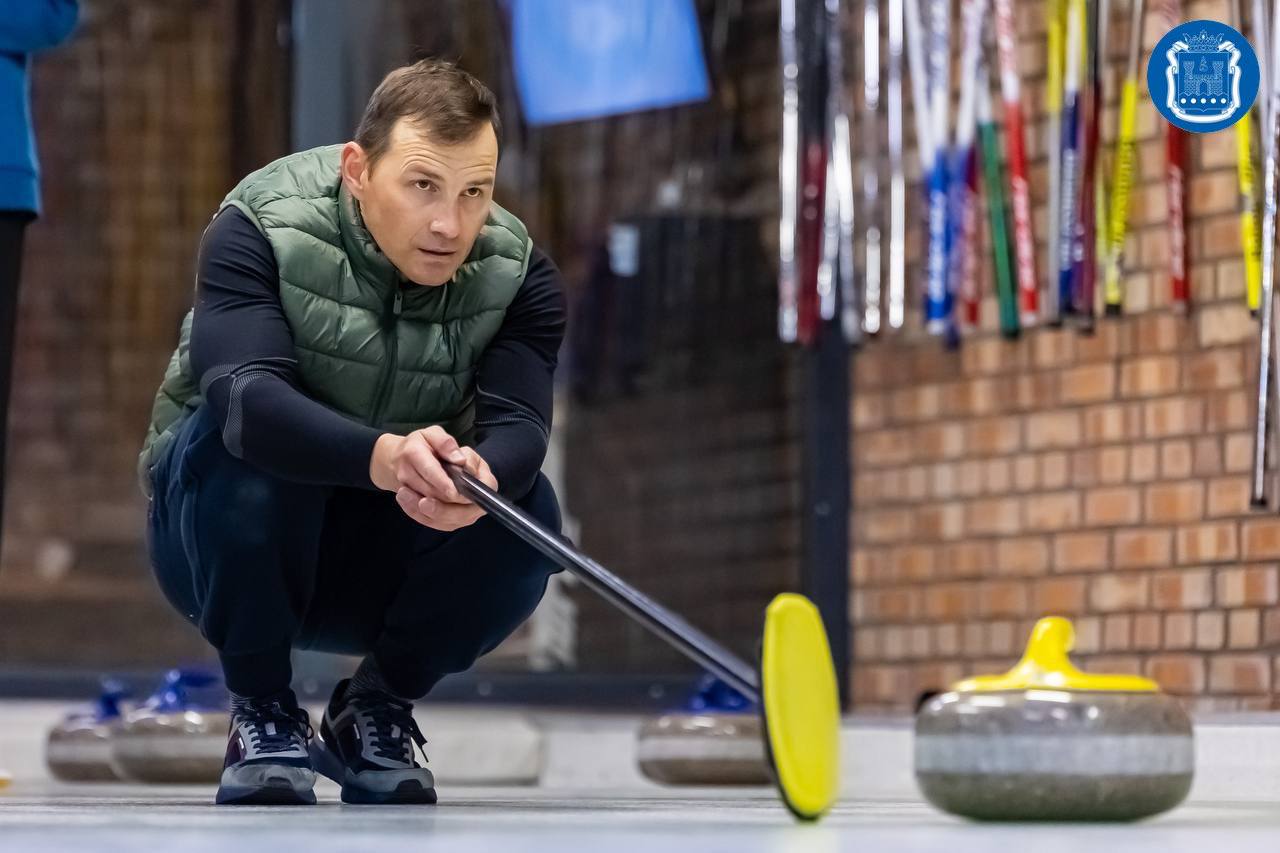 В Калининграде проходит чемпионат области по кёрлингу В Калининграде проходит чемпионат области по кёрлингу