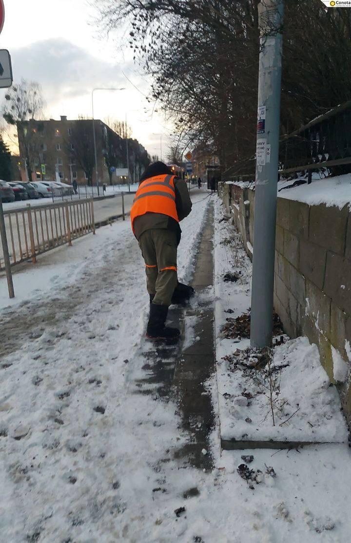 Елена Дятлова: Сложная ночь выдалась у "Чистоты” - холод, заряды снега и ледяной крупы, порывистый штормовой ветер Елена Дятлова: Сложная ночь выдалась у "Чистоты” - холод, заряды снега и ледяной крупы, порывистый штормовой ветер