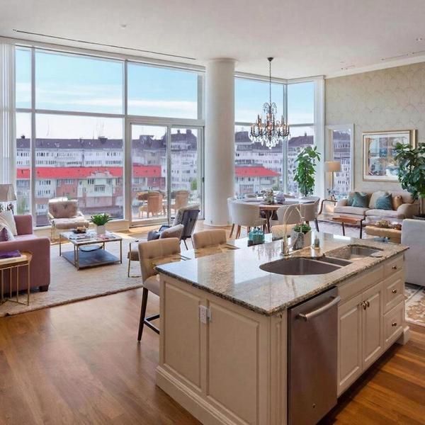 У владельца 119-метровой квартиры в Калининграде нашли долг