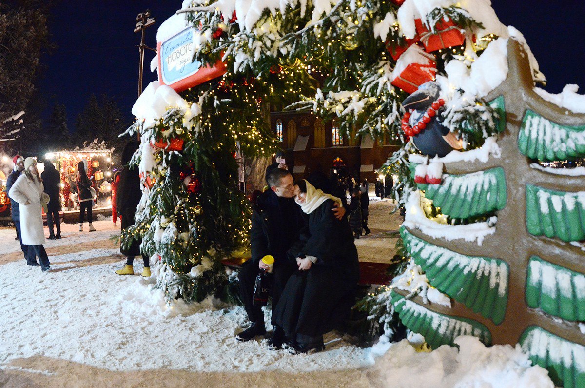 Новогодняя ярмарка у Кафедрального собора 2025/26 Новогодняя ярмарка у Кафедрального собора 2025/26