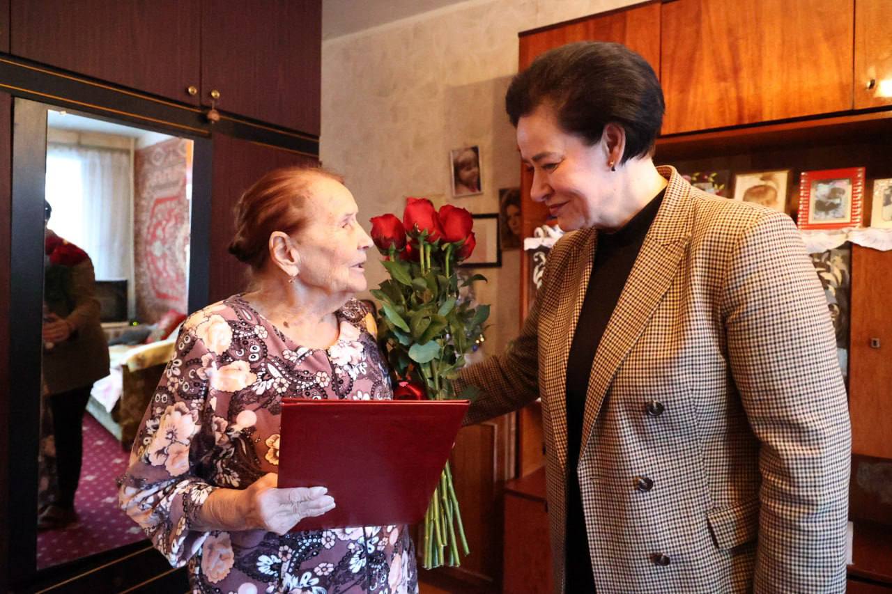 Елена Дятлова: Поздравила сегодня ветеранов становления Калининградской области, которые в первые дни 2026 года отпраздновали свой юбилей Елена Дятлова: Поздравила сегодня ветеранов становления Калининградской области, которые в первые дни 2026 года отпраздновали свой юбилей