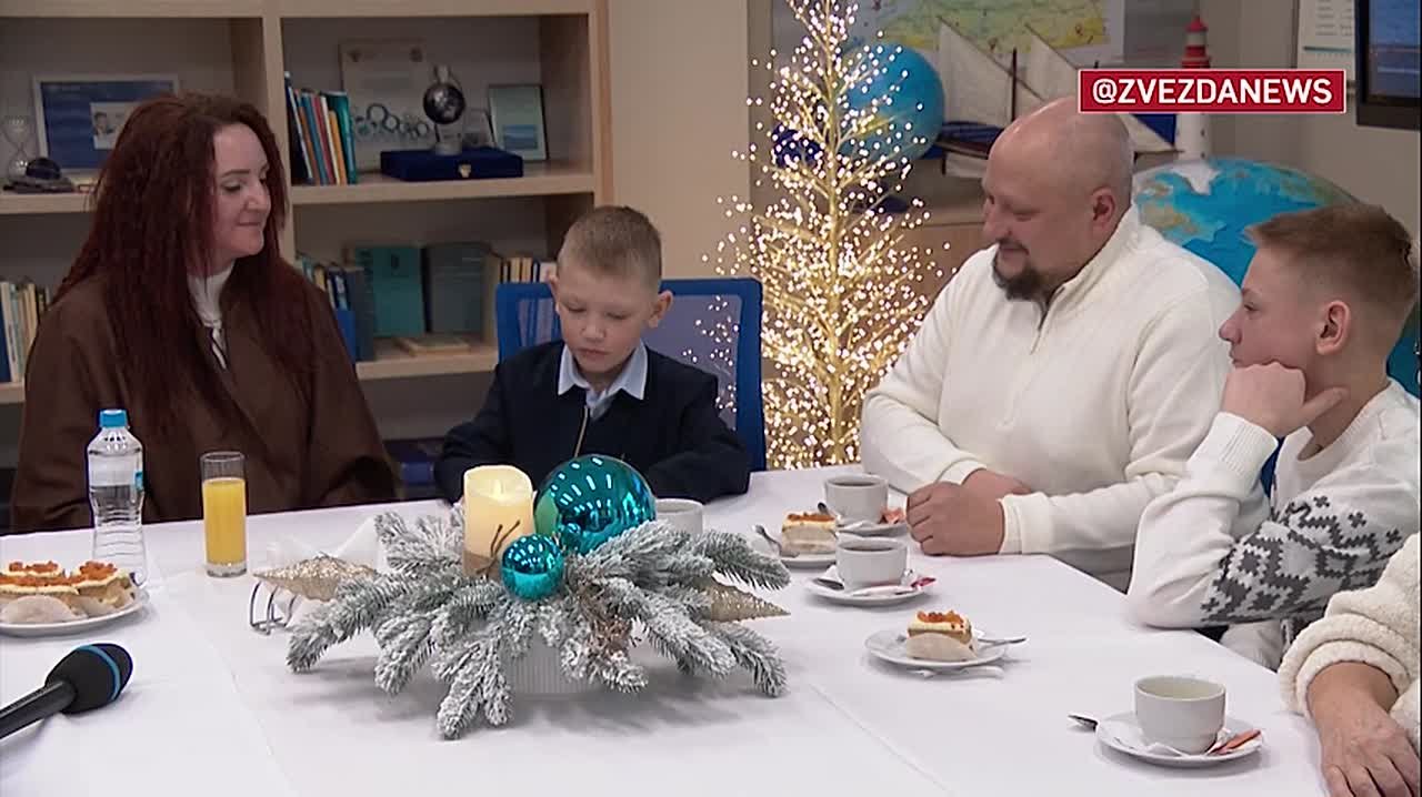 Путин рассказал 7-летнему Игорю, что решил помочь Деду Морозу в Новый год — так появилась акция "Елка желаний"