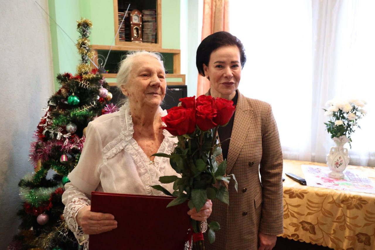 Елена Дятлова: Поздравила сегодня ветеранов становления Калининградской области, которые в первые дни 2026 года отпраздновали свой юбилей Елена Дятлова: Поздравила сегодня ветеранов становления Калининградской области, которые в первые дни 2026 года отпраздновали свой юбилей