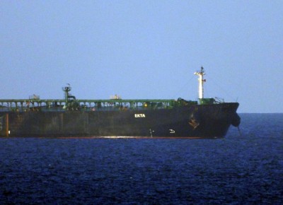 �� ������ The New York Times � TankerTrackers, �� ������� ���� ����������� �������� ��������, ����������� ��� ��������� ���, � ��������� ����� �������� ������ �, ��������, �������� "������ �������" ��� ��� � ����� �����...