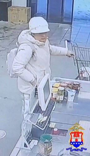 ВниманиеКалининградские полицейские разыскивают двоих подозреваемых в совершении краж с банковских карт