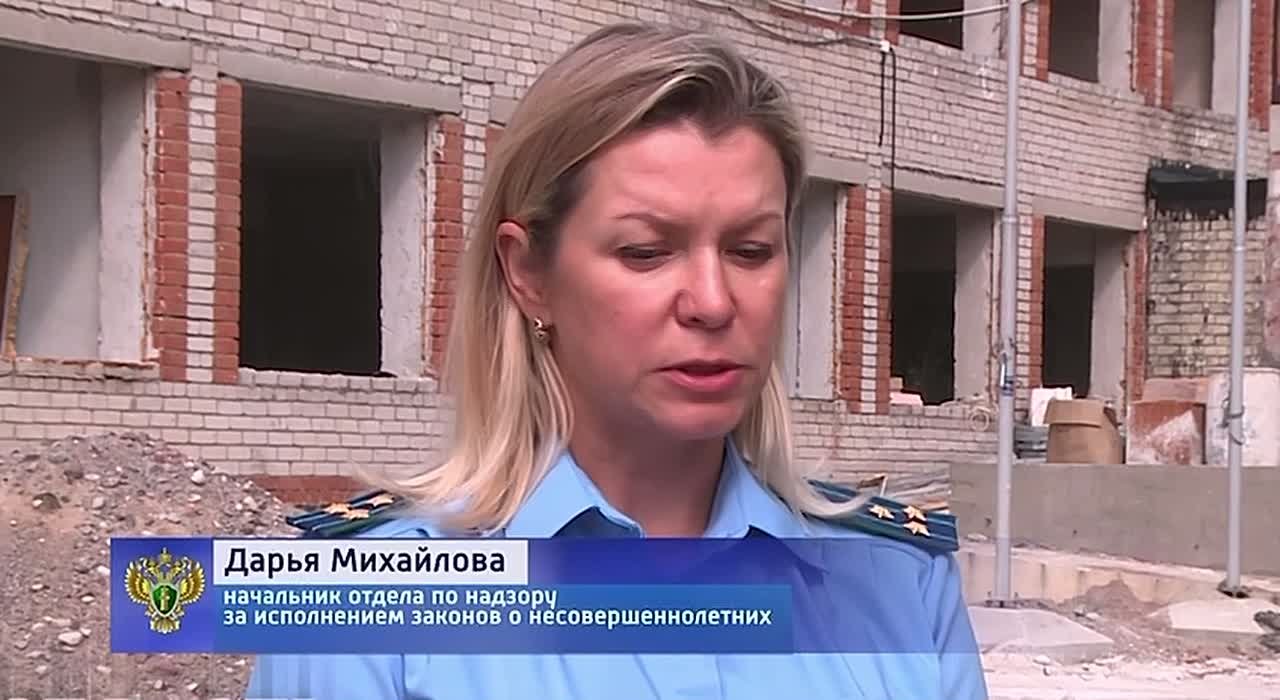 В День работника прокуратуры Российской Федерации Вашему вниманию предлагается фильм о работе прокуратуры Калининградской области, в котором коллектив надзорного ведомства рассказал об основных направлениях своей работы