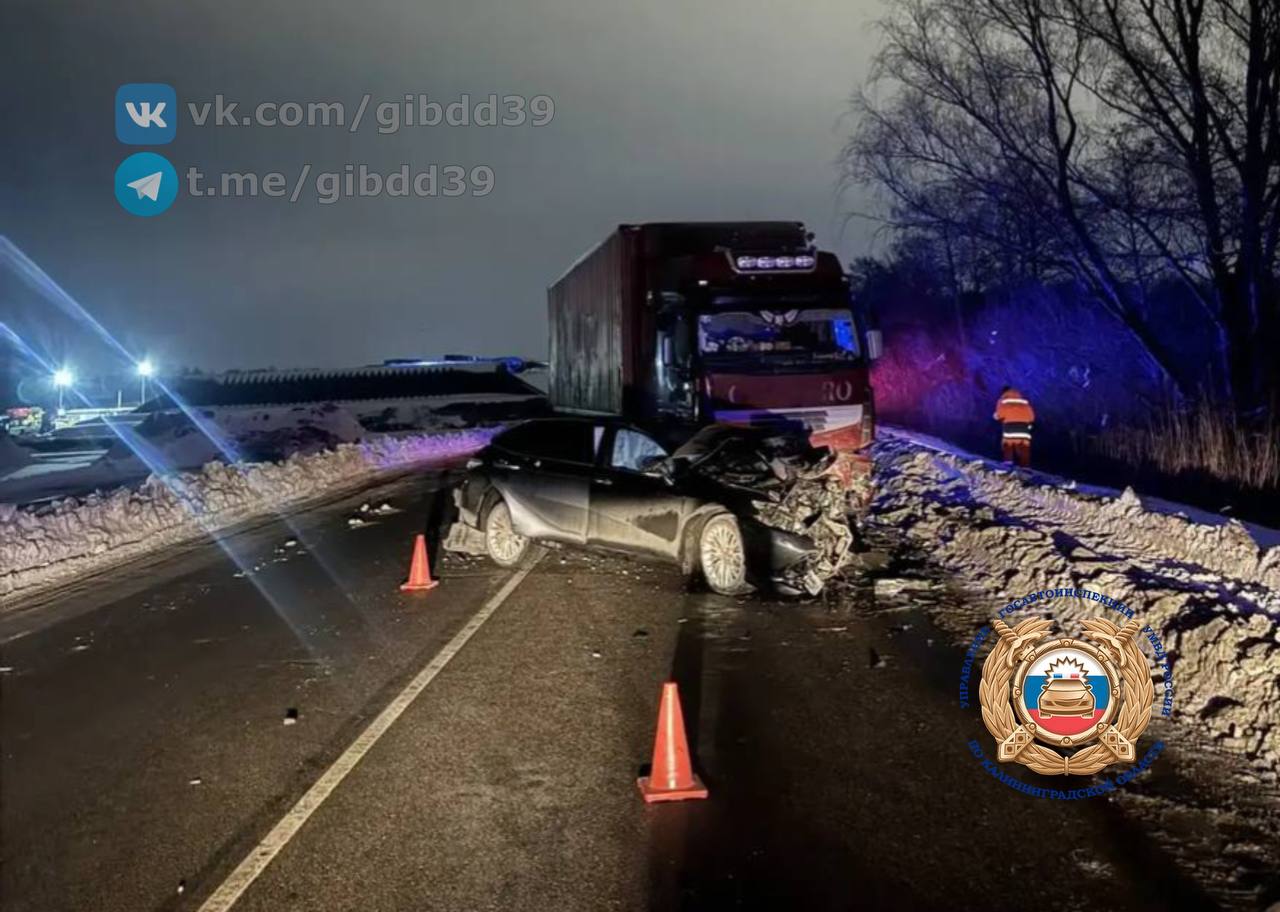 На Северном обходе ночью случилось тройное ДТП, погиб один из водителей