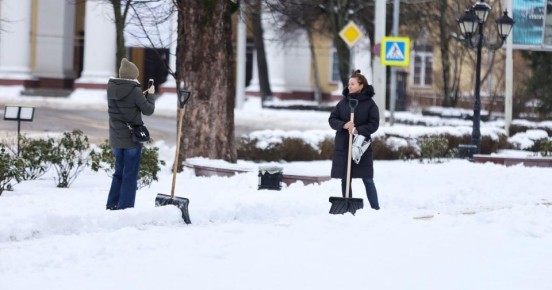 Дятлова призвала калининградцев на время забыть о каблуках из-за гололёда
