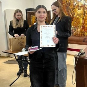 ���� ��������� �� ������ � �������� �������� ������ �������