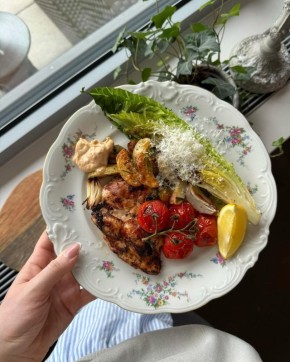 Как пища влияет на кожу и зачем об этом помнить каждый день