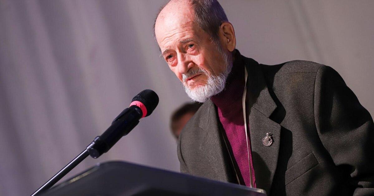 «Это даже пьяные ёжики поймут»: чем запомнился латинист и острослов Виталий Сычинский