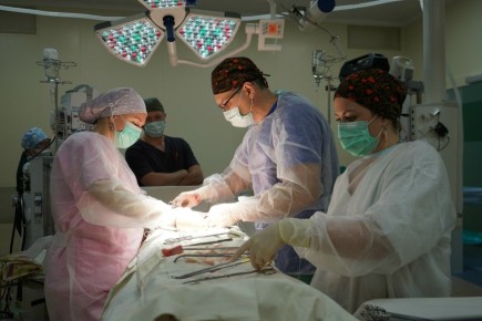 10 лет не обращалась к гинекологу: в онкоцентре прооперировали женщину с синхронным раком