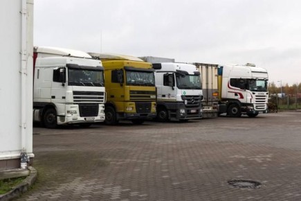 Литва запретила въезд машин из России и Белоруссии с более чем 200 литрами топлива в баке