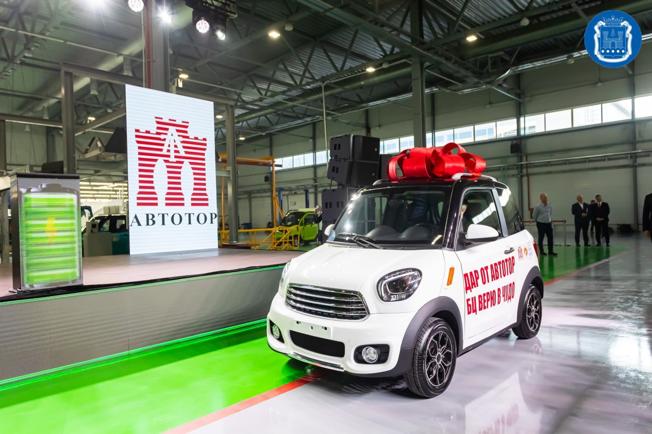 Глава региона Алексей Беспрозванных и министр промышленности и торговли России Антон Алиханов открыли на «Автоторе» промышленный кластер Глава региона Алексей Беспрозванных и министр промышленности и торговли России Антон Алиханов открыли на «Автоторе» промышленный кластер