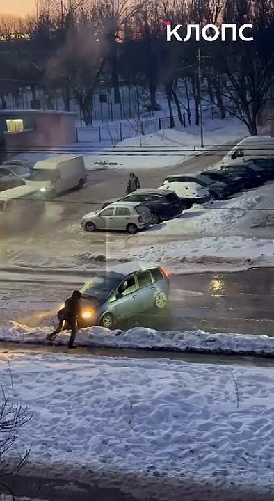 ������ ������� � �������, �� ���������� ��-�� ������� ����� �� ������ ������� �����